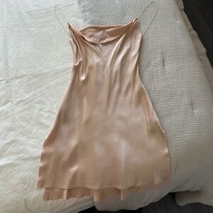 ARE YOU AM I Nique Dress in Fawn